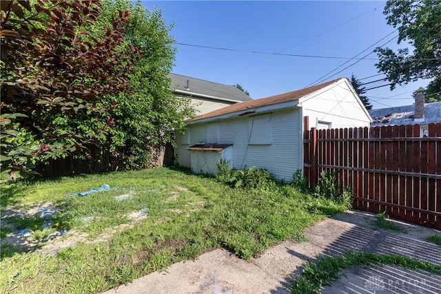 2005 Queen Ave, Middletown, OH 45044 - view of yard