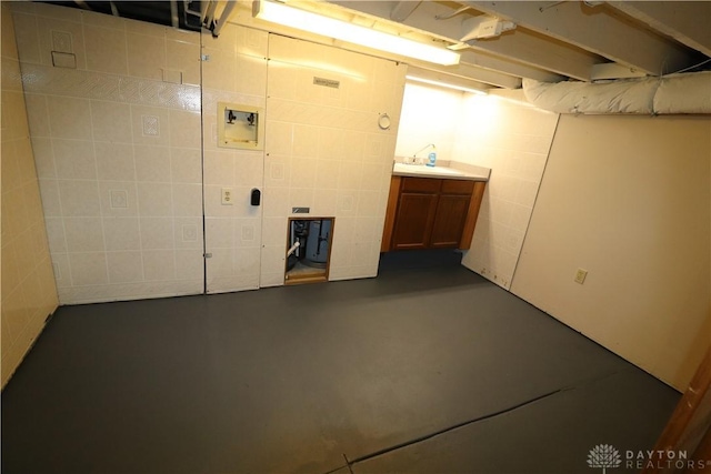 230 S 5th St, Miamisburg, OH 45342 - finished below grade area with a sink