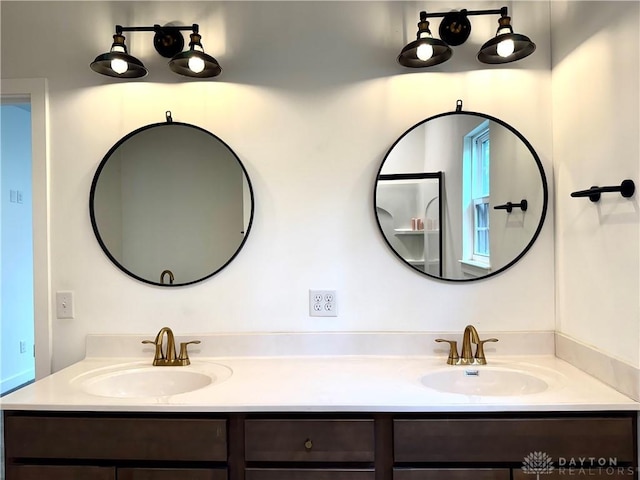 559 E Fosters Maineville Rd, Maineville, OH 45039 - full bath with double vanity