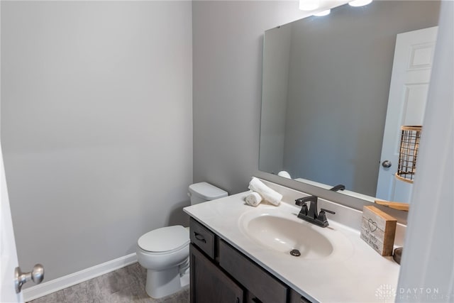 4374 Fairway Ln, Lebanon, OH 45036 - half bathroom featuring toilet and vanity