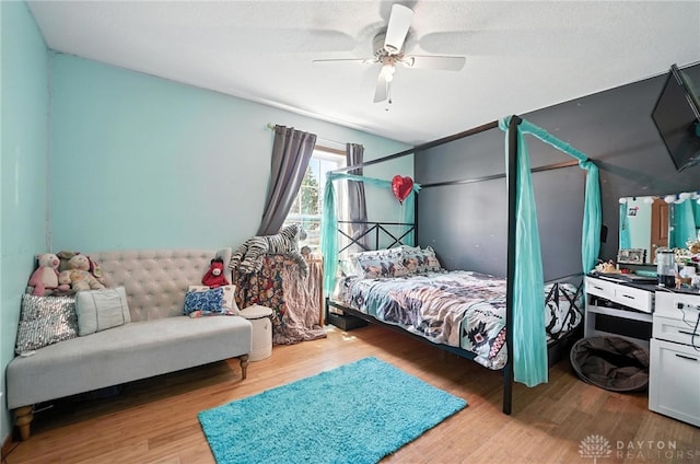 204 Ivy Creek Cv, Jamestown Vlg, OH 45335 - bedroom featuring wood finished floors and a ceiling fan