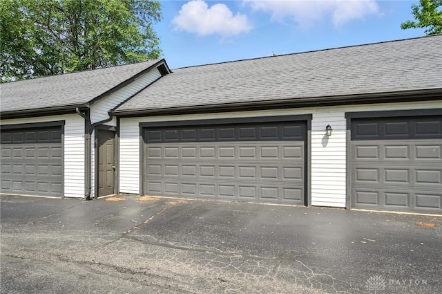 226 Mcdaniel St Unit 160, Dayton, OH 45405 - view of garage