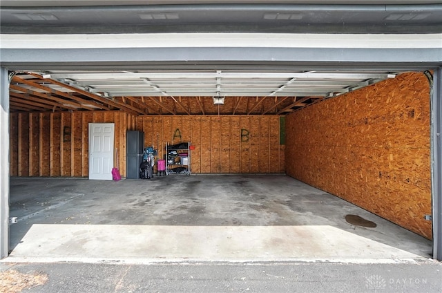226 Mcdaniel St Unit 160, Dayton, OH 45405 - view of garage