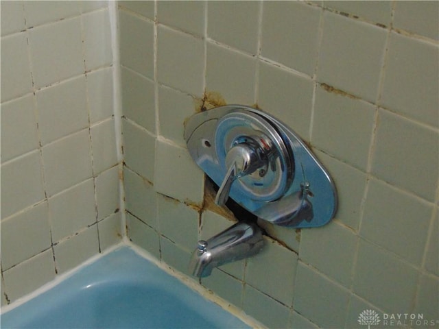 2628 Saint Charles Ave, Dayton, OH 45410 - bathroom view of a tub to relax in