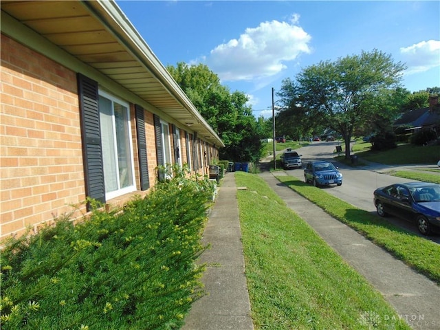 2628 Saint Charles Ave, Dayton, OH 45410 - view of yard