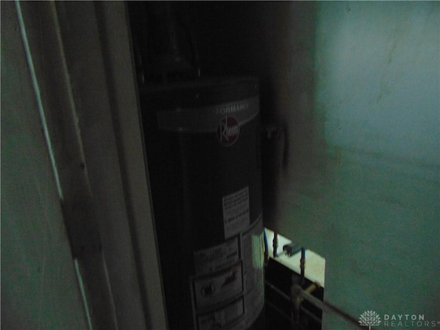 2628 Saint Charles Ave, Dayton, OH 45410 - utility room featuring water heater