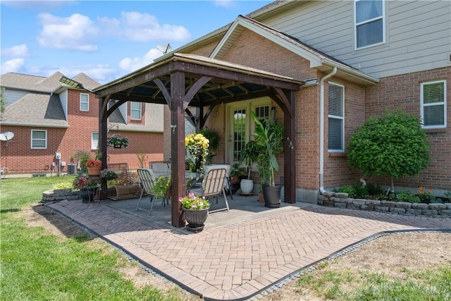 5535 Longhunter Chase Dr, Liberty Twp, OH 45044 - view of patio / terrace