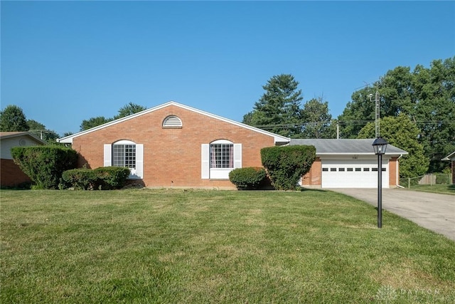 5161 Cloudsdale Dr, Dayton, OH 45440 - photo 1