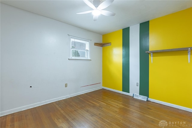 359 Gladys Ave, Franklin, OH 45005 - empty room featuring a ceiling fan and hardwood / wood-style floors