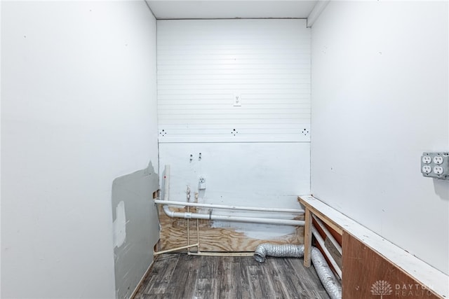 359 Gladys Ave, Franklin, OH 45005 - laundry room featuring wood finished floors