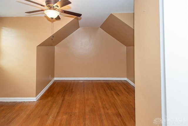 557 W N Bend Rd, Springfield Twp, OH 45224 - bonus room with wood finished floors and a ceiling fan