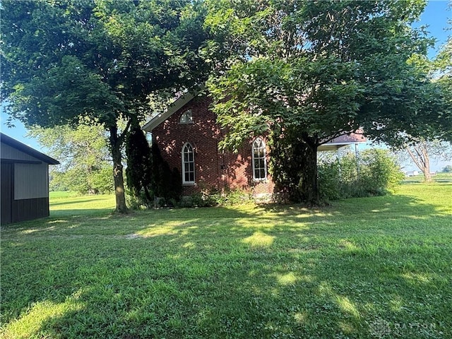 6008 Delisle-Fourman Rd, Arcanum, OH 45304 - view of green lawn