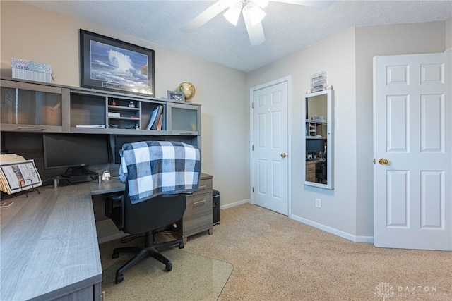 947 Stone Ridge Ln, Lebanon, OH 45036 - carpeted home office featuring ceiling fan and a textured ceiling