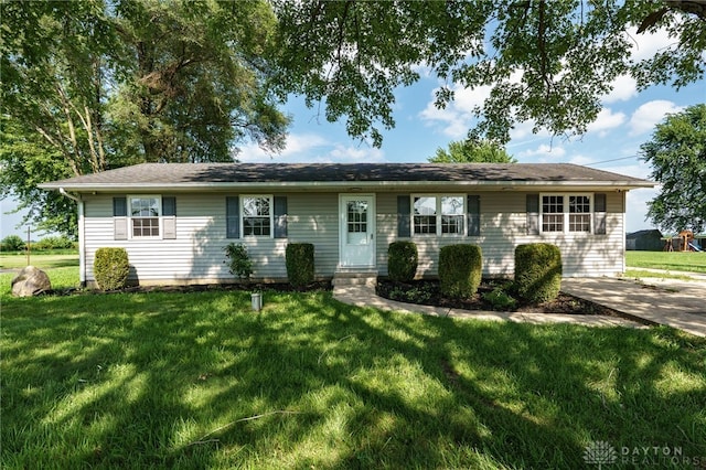 3183 Myers Tillman Rd, Arcanum, OH 45304 - ranch-style home with a front lawn
