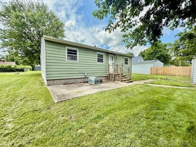 135 B St, Wilmington, OH 45177 - back of property featuring a patio