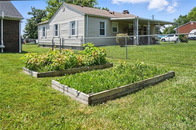 4503 Central Ave, Middletown, OH 45044 - back of property with a garden