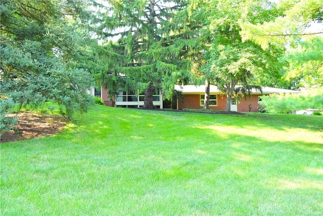 3235 W Ziegler Rd, Piqua, OH 45356 - view of green lawn