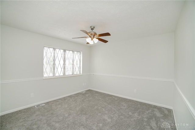 9446 Haddington Ct Unit 200, Cincinnati, OH 45251 - unfurnished room with ceiling fan, carpet floors, and a textured ceiling
