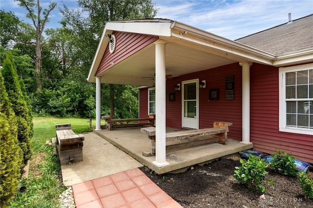 11920 State Route 725, Germantown, OH 45327 - view of patio / terrace featuring a ceiling fan
