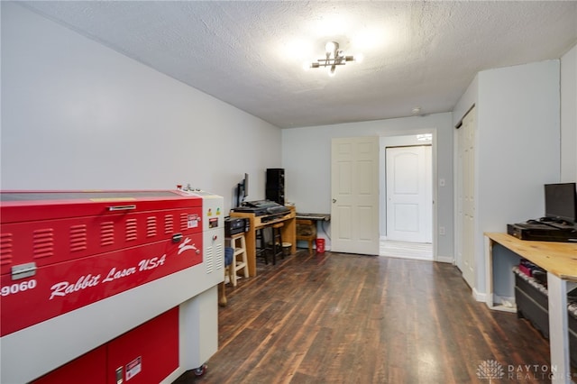 11920 State Route 725, Germantown, OH 45327 - office featuring wood finished floors