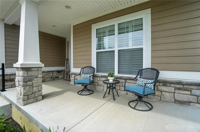 539 Bellasera Dr, Sugarcreek Twp, OH 45440 - view of porch