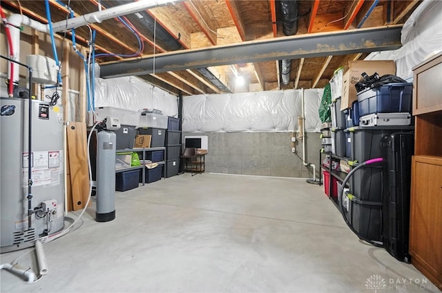 539 Bellasera Dr, Sugarcreek Twp, OH 45440 - unfinished basement featuring water heater