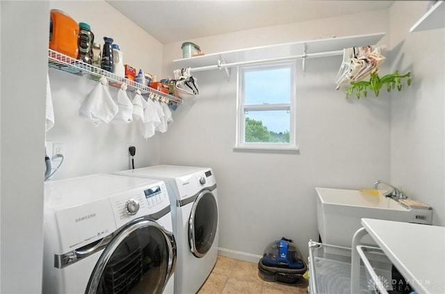 4546 Brackenview Ct, Mason, OH 45040 - laundry room with washer and clothes dryer and baseboards