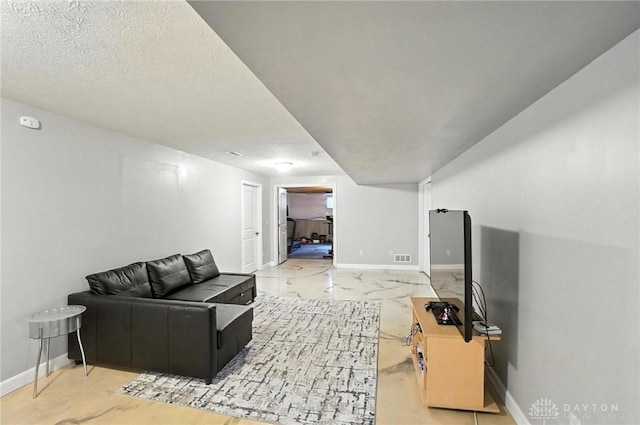 4546 Brackenview Ct, Mason, OH 45040 - living room featuring baseboards