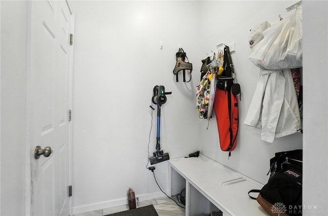 4546 Brackenview Ct, Mason, OH 45040 - mudroom with baseboards