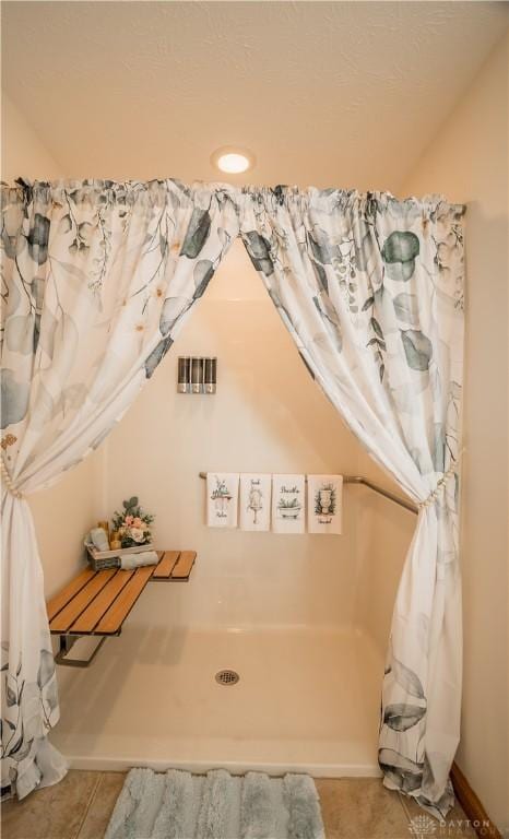 429 Rader Dr, Vandalia, OH 45377 - bathroom featuring tile patterned floors