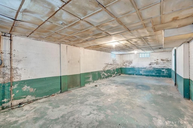 677 Ridgewood Ave, Hamilton, OH 45013 - view of below grade area
