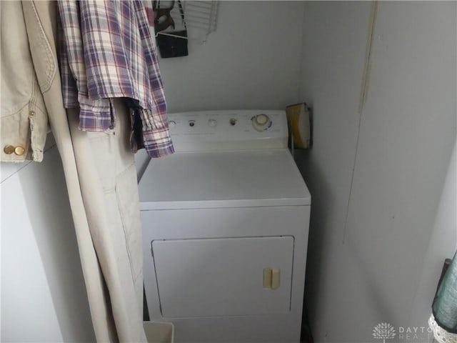 3784 Cheyenne Trl, New Jasper Twp, OH 45335 - laundry room featuring washer / clothes dryer