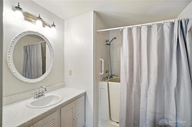 3811 Berryleaf Ct, Dayton, OH 45424 - full bath with vanity, curtained shower, and a bath