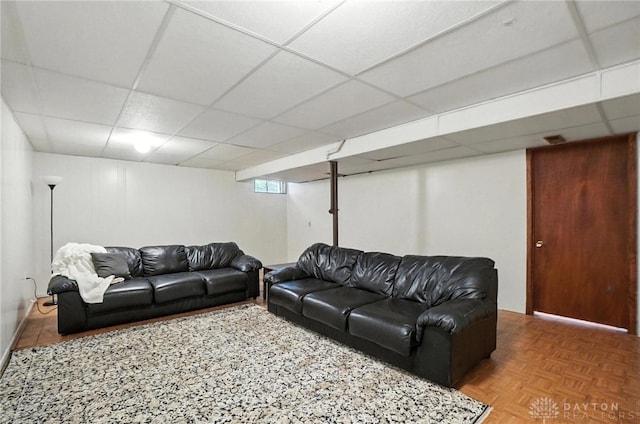 3811 Berryleaf Ct, Dayton, OH 45424 - living area featuring a paneled ceiling
