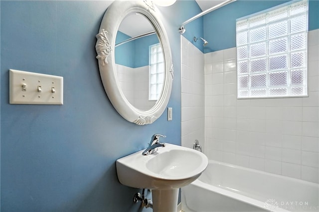 7336 Maple Ave, Cincinnati, OH 45231 - bathroom with bathtub / shower combination and plenty of natural light