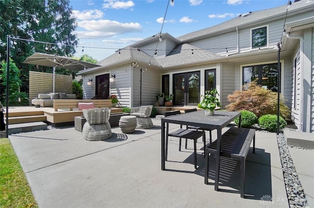 525 Heatherwoode Cir, Springboro, OH 45066 - view of patio / terrace featuring an outdoor living space, french doors, and outdoor dining space