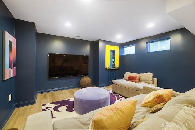 525 Heatherwoode Cir, Springboro, OH 45066 - cinema room with wood finished floors and recessed lighting