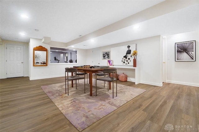 525 Heatherwoode Cir, Springboro, OH 45066 - dining space with wood finished floors and recessed lighting