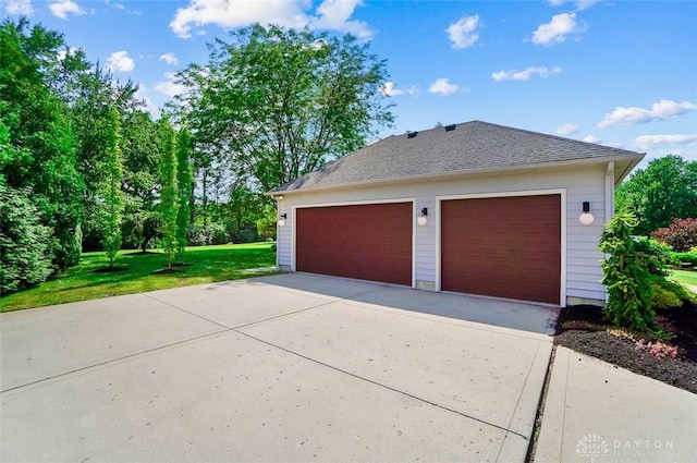 525 Heatherwoode Cir, Springboro, OH 45066 - view of detached garage