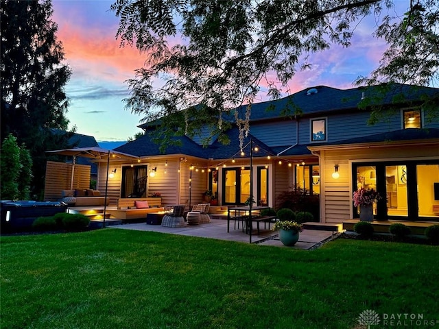 525 Heatherwoode Cir, Springboro, OH 45066 - rear view of house featuring an outdoor hangout area, a patio area, and a yard