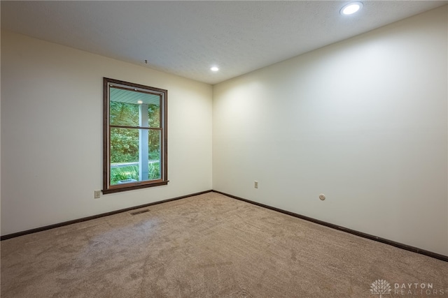 3072 Fowler Rd, Springfield, OH 45502 - carpeted spare room featuring recessed lighting