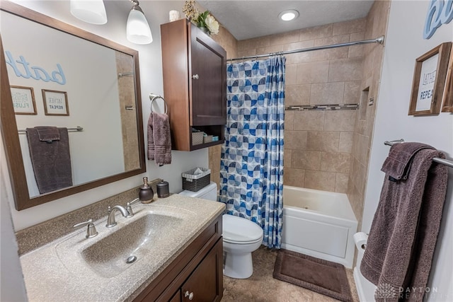 274 Tamarack Trl, Springboro, OH 45066 - full bathroom featuring vanity and shower / tub combo with curtain
