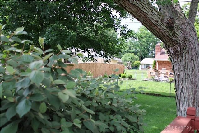 461 Poplar Grove Dr, Vandalia, OH 45377 - view of yard