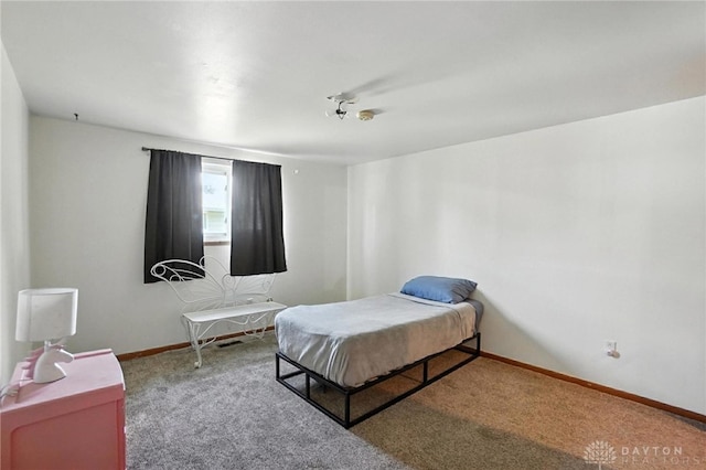407 Overla Blvd, Englewood, OH 45322 - bedroom featuring carpet flooring and baseboards