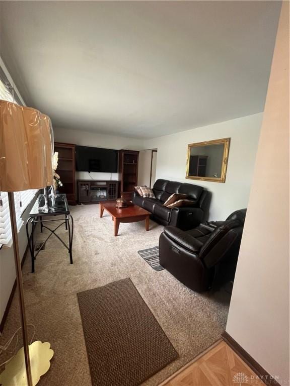 4220 Pleasanton Rd, Englewood, OH 45322 - view of living area