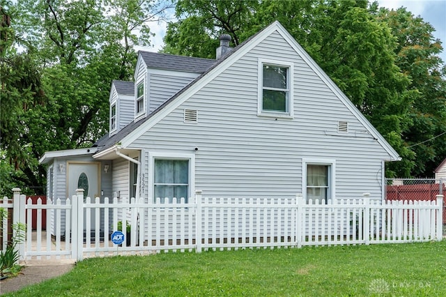 3521 E 4th St, Dayton, OH 45403 - view of property exterior featuring a chimney