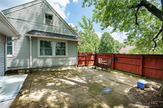 3521 E 4th St, Dayton, OH 45403 - fenced backyard featuring a patio