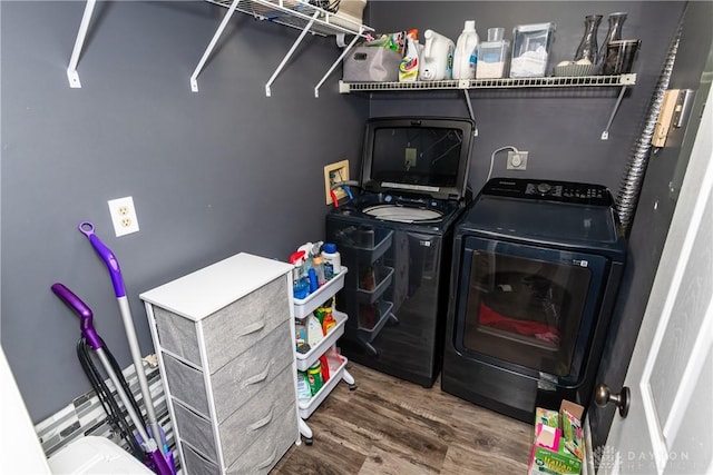 6600 Green Branch Dr Unit 5, Dayton, OH 45459 - washroom with washing machine and clothes dryer and wood finished floors