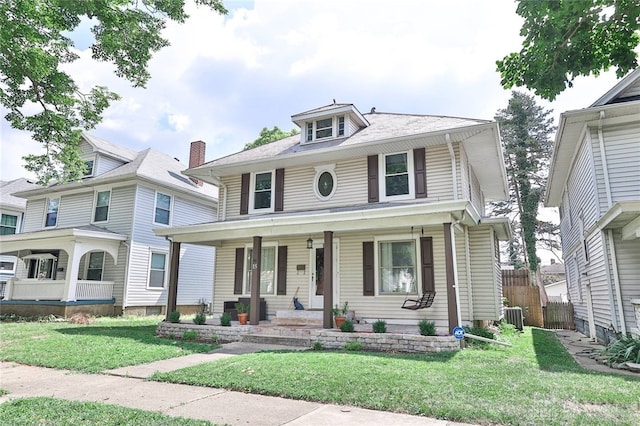 15 Harrison St, Middletown, OH 45042 - american foursquare style home featuring a porch