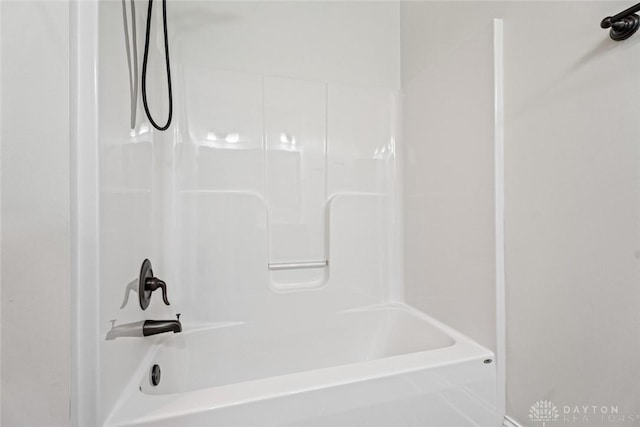 2073 Lincolnshire Dr, Beavercreek, OH 45434 - bathroom with  shower combination